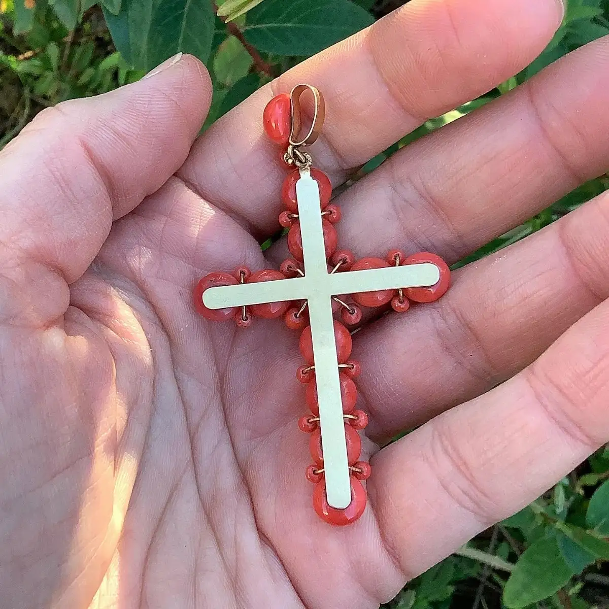 Grande Croix Corail Or 18ct